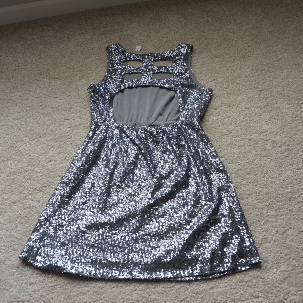 Silver Sequin Dress With Dramatic Back - image 7